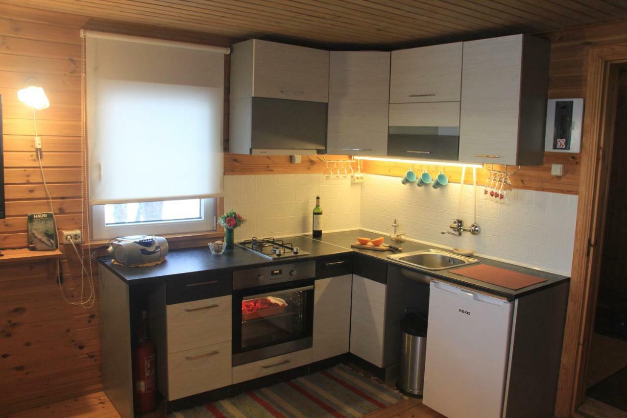 Kapteni Holiday House Paatsalu エクステリア 写真