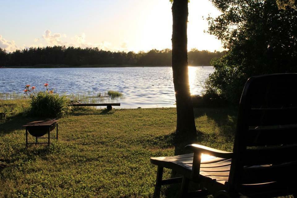 Kapteni Holiday House Paatsalu エクステリア 写真